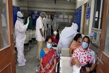 করোনা সংক্রমনের হার অনেকটাই কম, কিন্তু মৃত্যু না কমায় উদ্বেগে চিকিৎসকরা করোনা সংক্রমনের হার অনেকটাই কম, কিন্তু মৃত্যু না কমায় উদ্বেগে চিকিৎসকরা