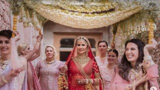 ফুলের চাদরের ছাউনি ধরে ক্যাটরিনার বোনেরা, মণ্ডপে অপেক্ষারত ভিকি! দেখুন বিয়ের নতুন সব স্বপ্ন-ছবি