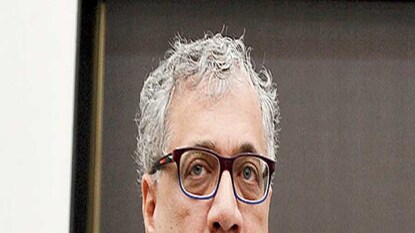 জ্বালানির দাম বৃদ্ধির জন্য কেন্দ্রকে লক্ষ্য করে ব্যঙ্গ করেছে সর্বভারতীয় তৃণমূল কংগ্রেস জ্বালানির দাম বৃদ্ধির জন্য কেন্দ্রকে লক্ষ্য করে ব্যঙ্গ করেছে সর্বভারতীয় তৃণমূল কংগ্রেস