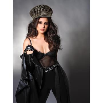 Parineeti Chopra Bold Photos, পরিণীতি চোপড়া – News18 Bangla