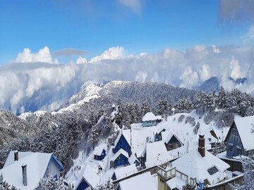 Snowfall in Sikkim Sandakphu