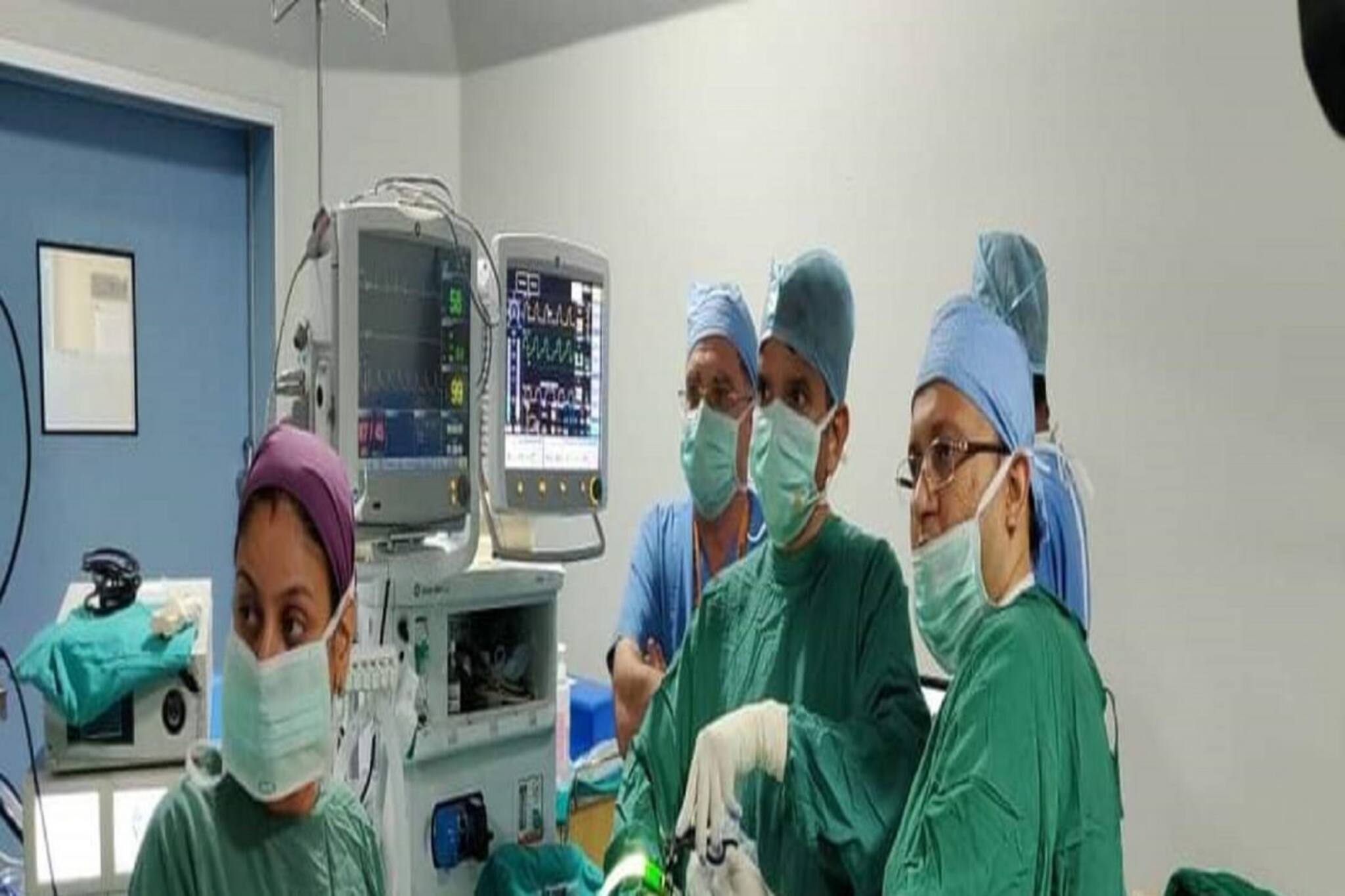 ভয় দেখাচ্ছে ওমিক্রন, এরইমধ্যে পশ্চিমবঙ্গের করোনা আপডেট