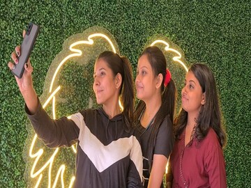 Birbhum youth is ow with a new social media trend to selfie with wings