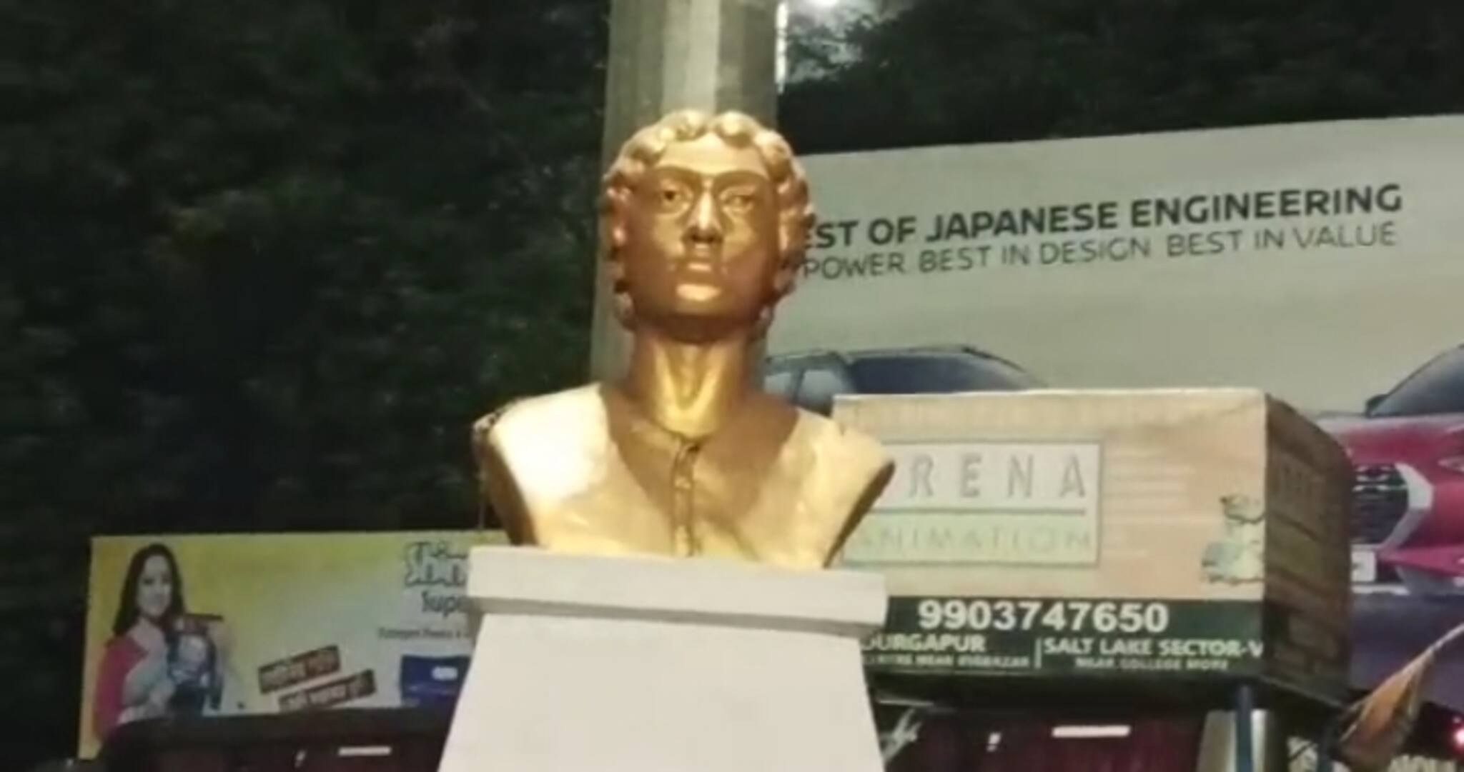 Paschim Bardhaman: শহীদের মূর্তিতে হল না মাল্যদান