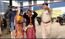 খড়্গপুর মহকুমা হাসপাতাল থেকে রোগী উধাওয়ের ঘটনায় চাঞ্চল্য, সদুত্তর না মেলায় হাসপাতালে ভাঙচুর খড়্গপুর মহকুমা হাসপাতাল থেকে রোগী উধাওয়ের ঘটনায় চাঞ্চল্য, সদুত্তর না মেলায় হাসপাতালে ভাঙচুর