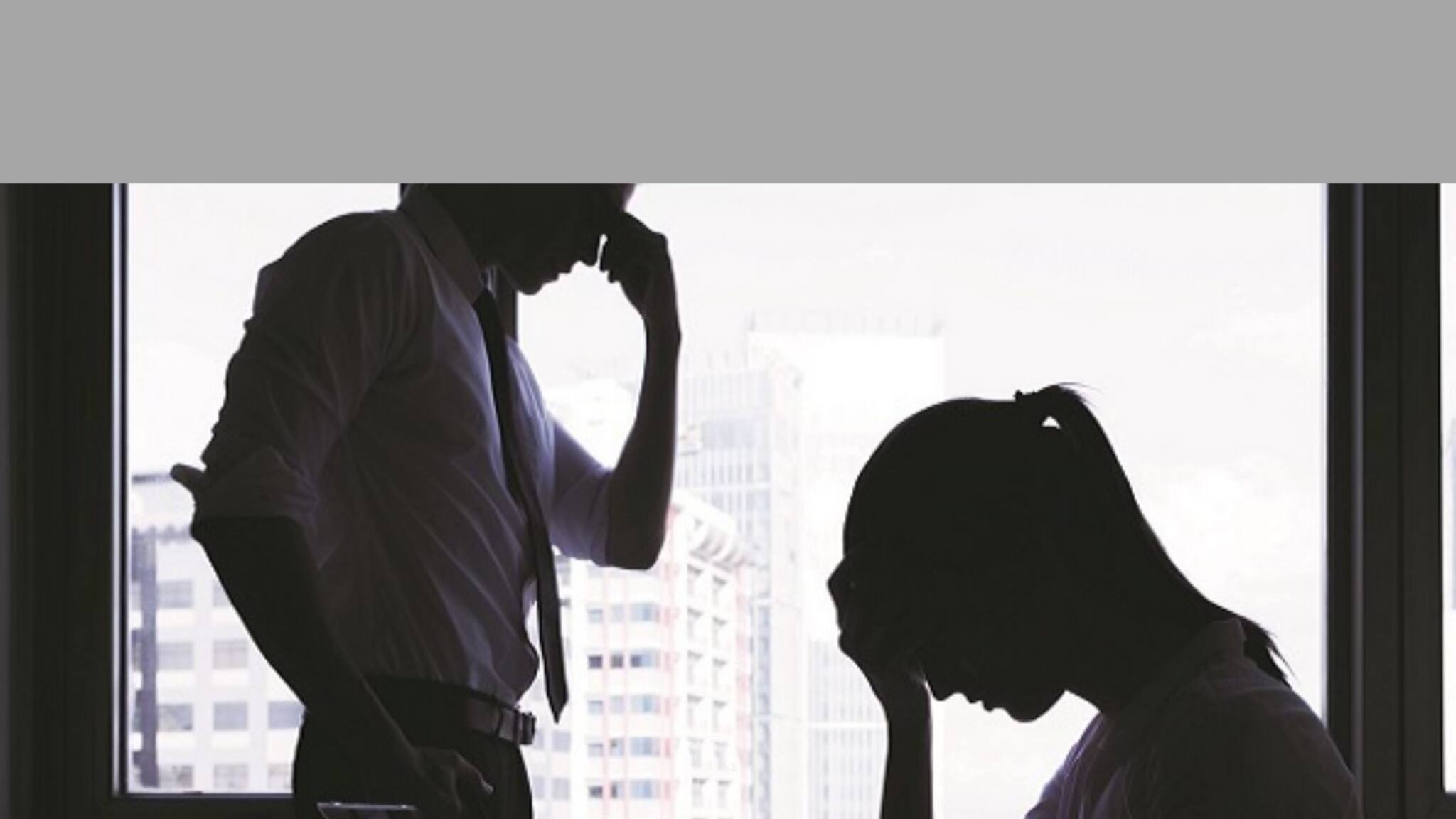 Zoom কলে এই কোম্পানির ৯০০ কর্মীকে বরখাস্ত করা হল, জানুন কেন!