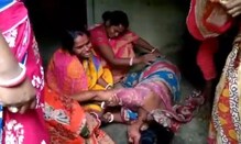 টাকা ঋণ নিয়ে করেছিলেন আলু চাষ, সবটাই জলের তলায়! আত্মঘাতী হল পশ্চিম মেদিনীপুরের ভোলানাথ বায়েন। টাকা ঋণ নিয়ে করেছিলেন আলু চাষ, সবটাই জলের তলায়! আত্মঘাতী হল পশ্চিম মেদিনীপুরের ভোলানাথ বায়েন।