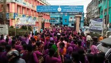 জেলা স্বাস্থ্য দফতরের সামনে বিক্ষোভ প্রদর্শন আশা কর্মীদের