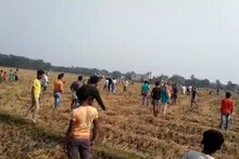 ক্ষেতের ধান খেয়ে নিচ্ছে ছাগলে। এই নিয়ে বাঁশ লাঠি নিয়ে দুই গ্রামের লড়াই।