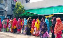 ব্যাঙ্ক অফ ইন্ডিয়ার শাখায় গ্রাহকদের টাকা তছরুপের অভিযোগ
