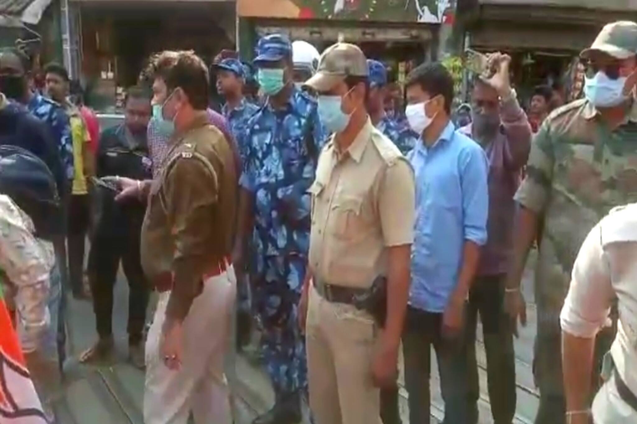 South 24 Parganas: বিক্ষিপ্ত দু-একটা ঘটনা ছাড়া মোটের উপর শান্তিপূর্ণ ভোট 