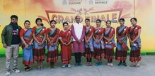 দেশাত্মবোধক গানে মুগ্ধ হলেন বিচারকরা! প্রজাতন্ত্র দিবসে দিল্লির কুচকাওয়াজে অংশ নেবে মেদিনীপুরের 'তালম' দেশাত্মবোধক গানে মুগ্ধ হলেন বিচারকরা! প্রজাতন্ত্র দিবসে দিল্লির কুচকাওয়াজে অংশ নেবে মেদিনীপুরের 'তালম'