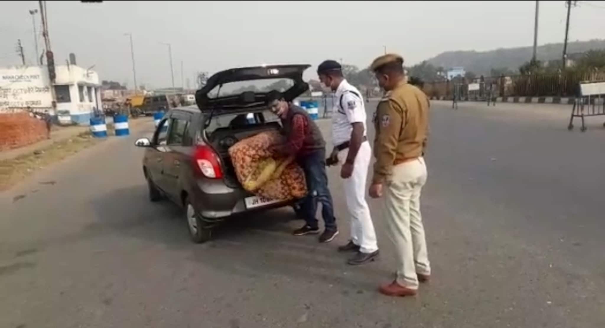 West Bardhaman News- ভিন রাজ্য থেকে মানুষের আনাগোনা বাড়ছে। কড়া পুলিশি নিরাপত্তার চাদরে পশ্চিম বর্ধমান।