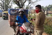 দুর্ঘটনা প্রবল এলাকায় নাকা চেকিং দত্তপুকুর ট্রাফিক পুলিশের