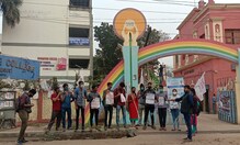 শিক্ষা প্রতিষ্ঠানে ফ্রি ইন্টারনেট সহ একাধিক দাবিতে ছাত্রছাত্রীদের নিয়ে মেদিনীপুর কলেজ গেটে বিক্ষোভ SFI এর শিক্ষা প্রতিষ্ঠানে ফ্রি ইন্টারনেট সহ একাধিক দাবিতে ছাত্রছাত্রীদের নিয়ে মেদিনীপুর কলেজ গেটে বিক্ষোভ SFI এর