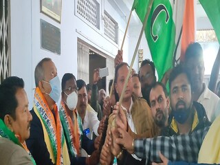 Heavyweight BJP leader joins in TMC at Binnaguri in Dooars