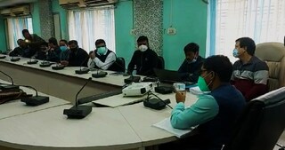 শিলিগুড়ি শহরের বিবেকানন্দ ভবনে এদিন এই বৈঠকের আয়োজন হয়।