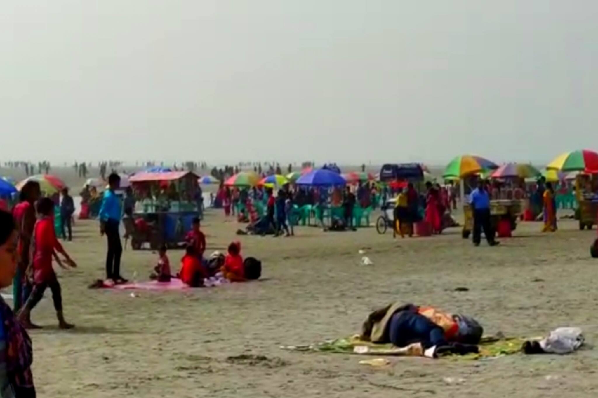 South 24 Parganas: বছর শেষে পর্যটকদের ভিড় বকখালিতে