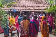 পাঁচ হাসপাতাল ঘুরেও মেলেনি চিকিৎসা, অসুস্থ অবস্থায় বাড়ি ফিরিয়ে আনা হল রোগীকে। পাঁচ হাসপাতাল ঘুরেও মেলেনি চিকিৎসা, অসুস্থ অবস্থায় বাড়ি ফিরিয়ে আনা হল রোগীকে।