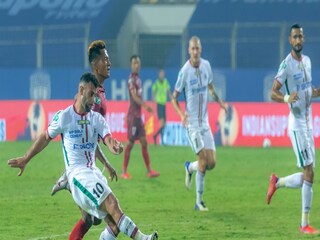 জোড়া গোল পেলেণ হূগো বূমূ