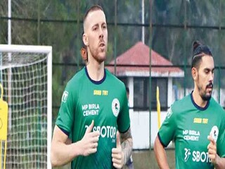 প্রথমবার নামার জন্য প্রস্তুত এটিকে মোহনবাগানের ডিফেন্ডার তিরি