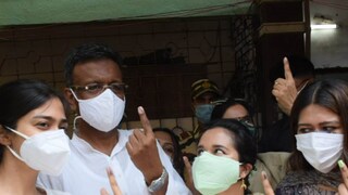 নিজস্ব চিত্র