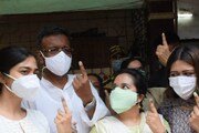 নাম নিয়ে চর্চা চলছেই, আলোচনা থেকে দূরে সরে পরিবার নিয়ে ব্যস্ত চেতলার ববি 