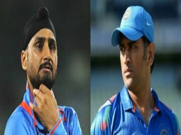 ধোনির ওপর রাগ কমেনি ভাজ্জির