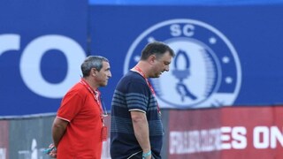 এসসি ইস্টবেঙ্গল কোচের পদ ছাড়লেন ম্যানুয়েল দিয়াজ৷ 