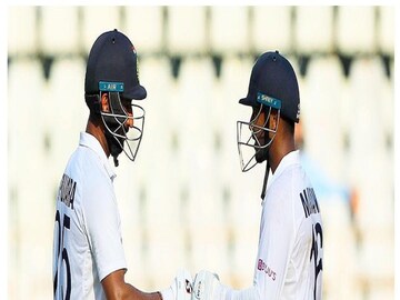 দ্বিতীয় দিনের শেষে আগারওয়াল এবং পূজারা অপরাজিত রয়েছেন