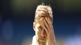 ইংল্যান্ডের লজ্জাজনক পরাজয়ের পর রুটকে দায়িত্ব ছাড়তে আবেদন প্রাক্তনদের