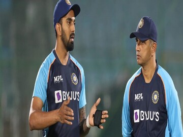 রাহুল দ্রাবিড়ের স্পর্শে নিজেকে উন্নত করছেন কে এল রাহুল