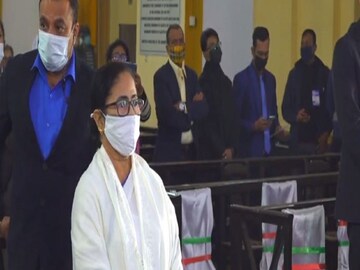 Mamata Banerjee at Cathedral of the most holy Rosary