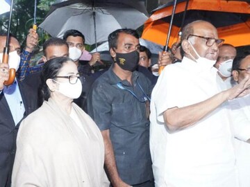 নিজস্ব চিত্র