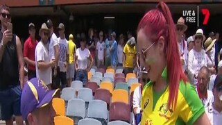 মুঝসে শাদি কারোগি ? অ্যাশেজে মাঠে প্রেমের দৃশ্য