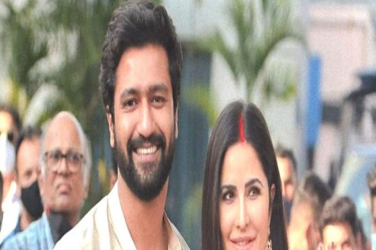 বিয়ের পর প্রথম প্রকাশ্যে 'ভিক্যাট'