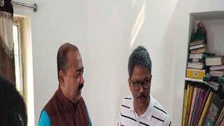  লাভপুর ভ্রমণে বাংলাদেশের বিদেশমন্ত্রী মহম্মদ শাহরিয়া আলম। 