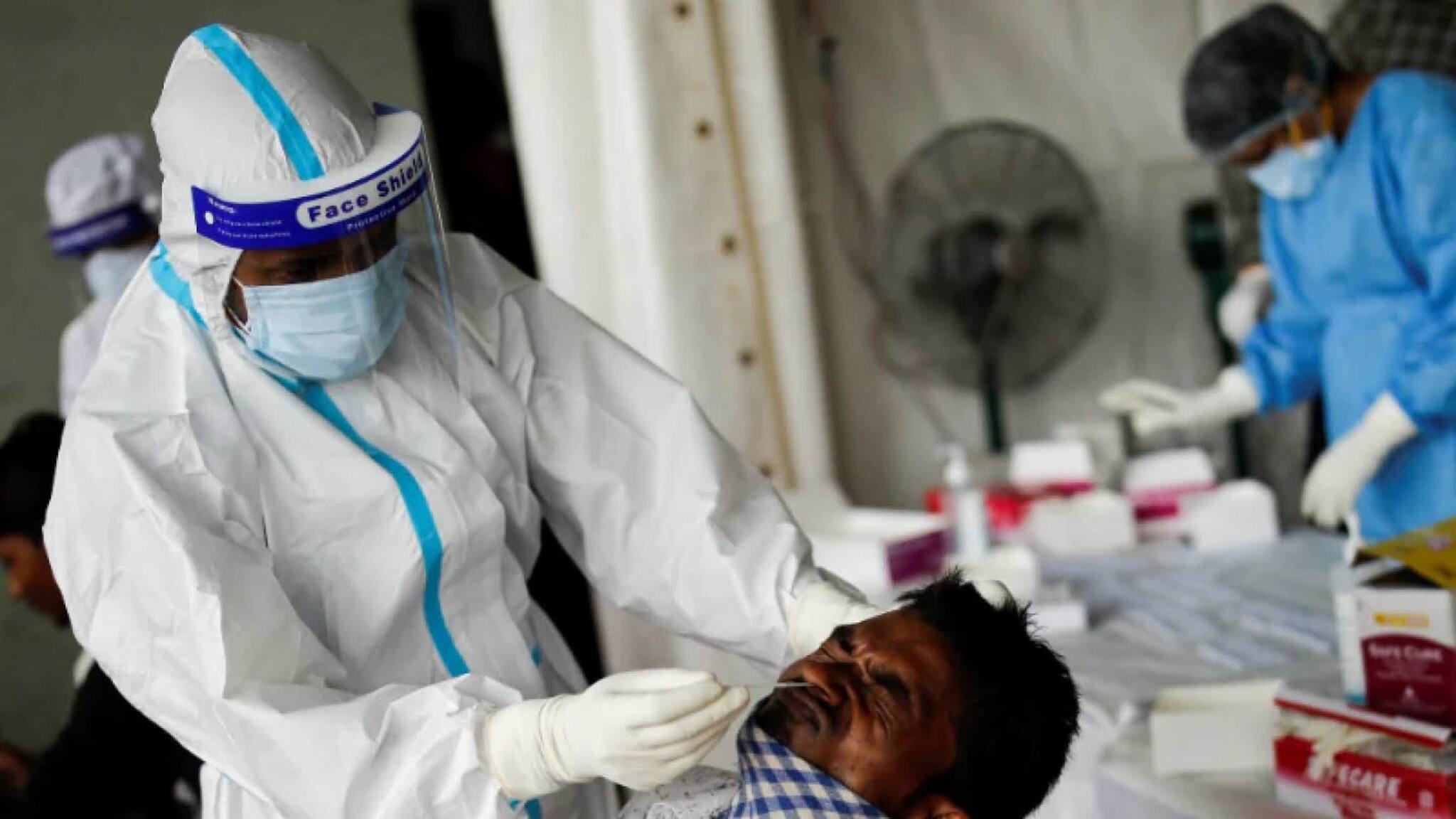 Covid 19: খোঁজ মিলেছে করোনার নয়া ভ্যারিয়ান্ট ডেলমিক্রনের! ওমিক্রনের তুলনায় এটি কতটা আলাদা?