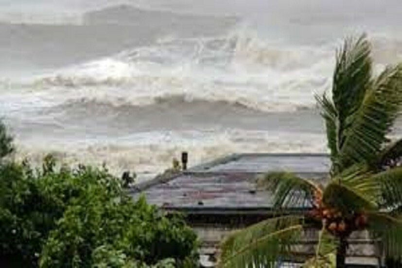 একই সঙ্গে পশ্চিমবঙ্গের উপকূল সংলগ্ন জেলায় বিশেষ সতর্কতা অবলম্বন করা হয়েছে ৷ রাজ্যের ১২ জেলায় বিশেষ ব্যবস্থা গ্রহণ করেছে প্রশাসন ৷ প্রতীকী ছবি ৷