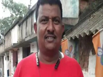 অ্যাম্বুল্যান্স চালক শেখ হীরা। 
