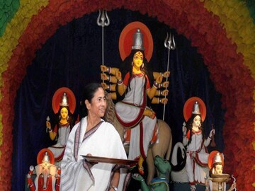 দুর্গাপুজো নিয়ে মমতার ঘোষণা