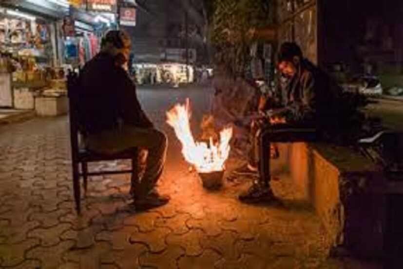 যেহেতু পশ্চিম উত্তরপ্রদেশে কড়া ঠান্ডা পড়বে (Too Cold weather) ৷ একই সঙ্গে পাল্লা দিয়ে ঠান্ডার পরিমাণ বাড়বে পূর্ব উত্তরপ্রদেশের জেলাগুলিতে ৷ প্রতীকী ছবি ৷