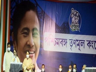 মেয়র পারিষদ কারা হলেন?