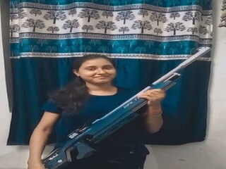আত্মহত্যা করলেন শ্যুটার কণিকা লায়েক৷ 