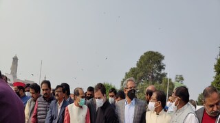 উত্তাল সংসদ