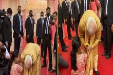 দিব্যাঙ্গ মহিলার পা ছুঁয়ে প্রণাম মোদির, প্রধানমন্ত্রীর বারাণসী সফরের ছবি Viral