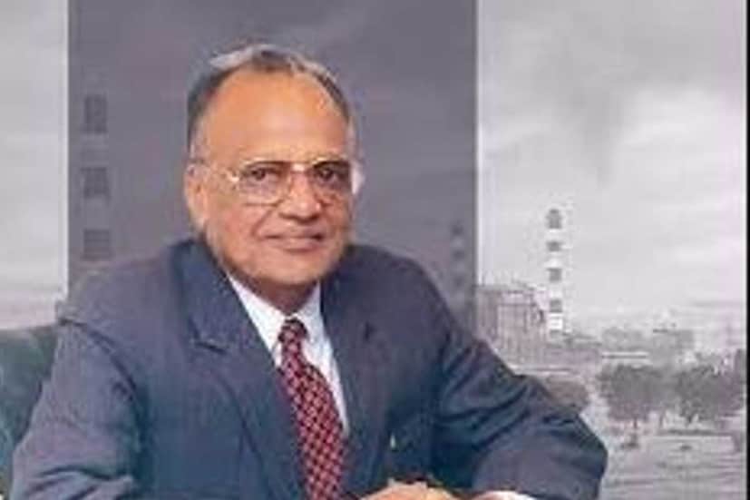 ৭) ২০০৫ সালের ৩১ মার্চ হেলিকপ্টার ক্র্যাশে মৃত্যু হয় জিন্দল গোষ্ঠীর চেয়ারম্যান ওম প্রকাশ জিন্দলের। 
