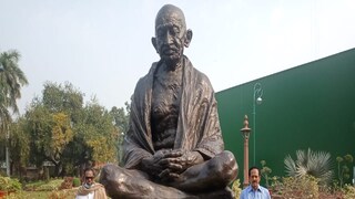 উত্তাল সংসদ