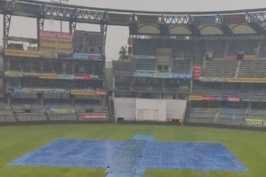 India vs New Zealand: due to wet out field toss has been further delayed in 2nd test India vs New Zealand: due to wet out field toss has been further delayed in 2nd test