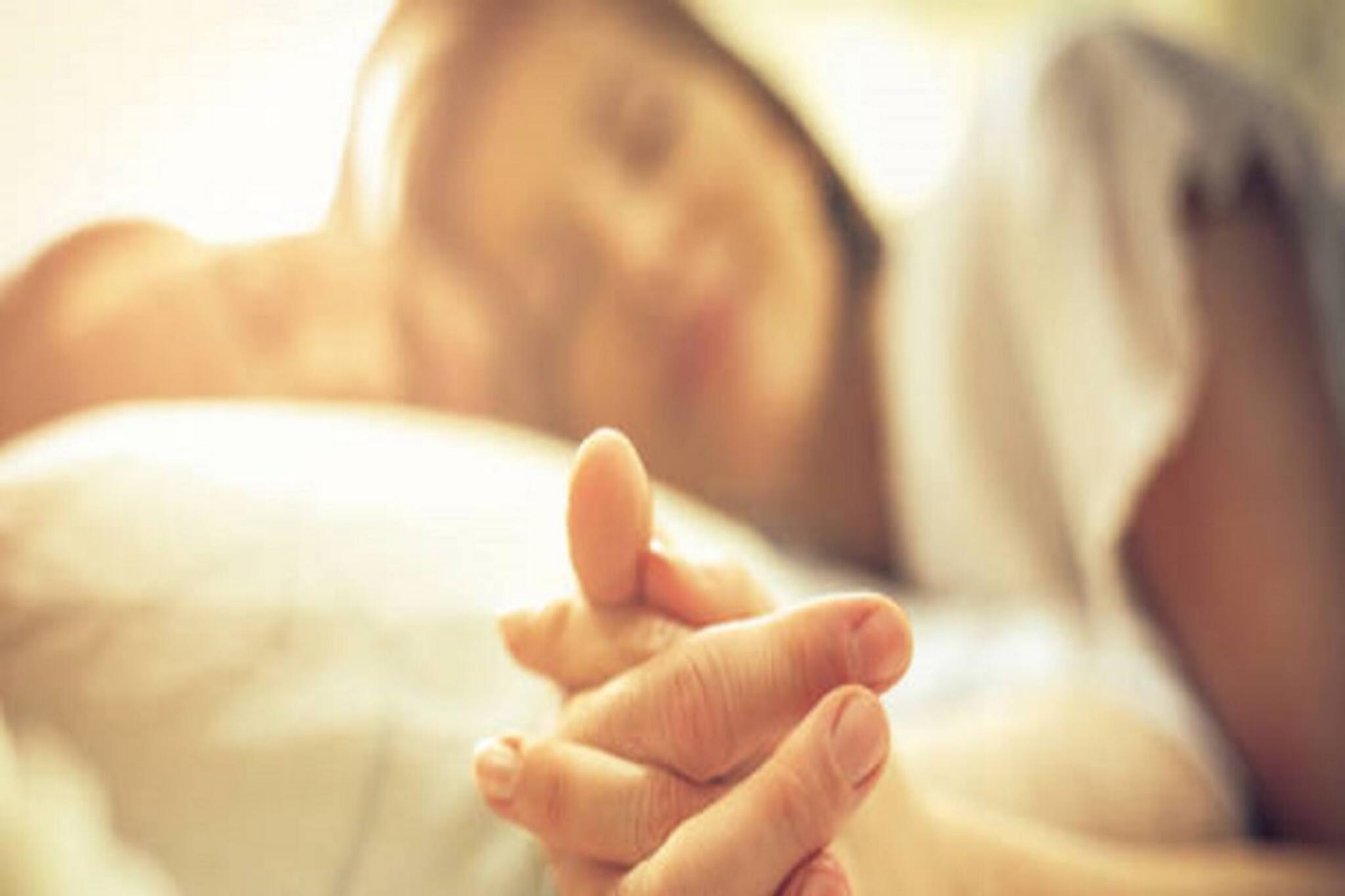 অতিরিক্ত যৌন চাহিদা? পর্নোগ্রাফিতে আসক্তি? আপনি নিমফোম্যানিয়া-য় আক্রান্ত নন তো?